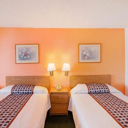 Hotel O Houston East Channelview I-10 外观 照片