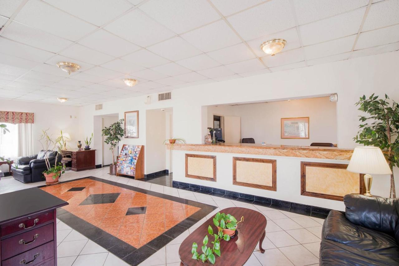 Hotel O Houston East Channelview I-10 外观 照片