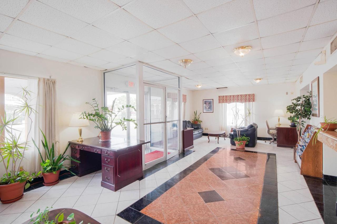 Hotel O Houston East Channelview I-10 外观 照片