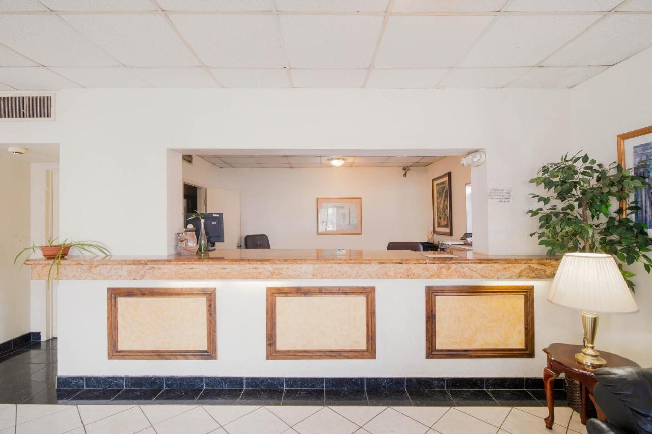 Hotel O Houston East Channelview I-10 外观 照片
