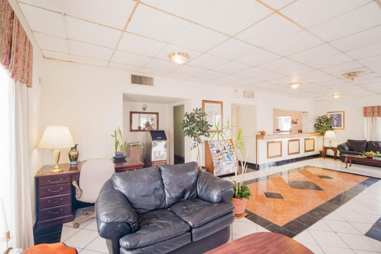 Hotel O Houston East Channelview I-10 外观 照片