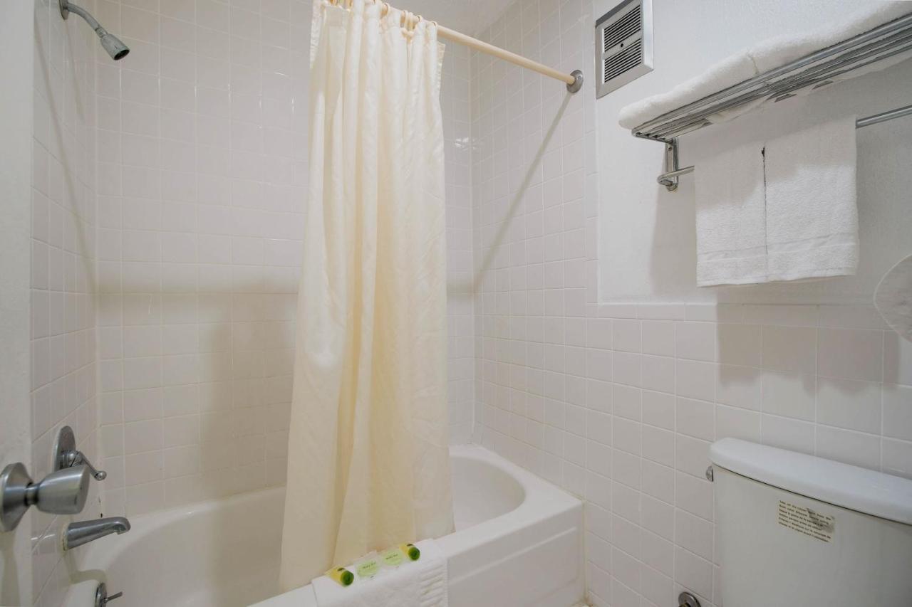 Hotel O Houston East Channelview I-10 外观 照片